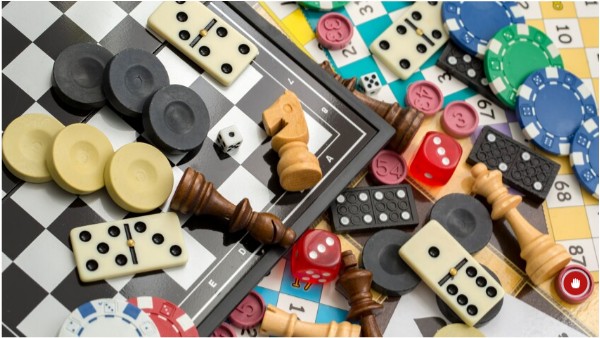Documents étudiés - Le jeu: futilité nécessité